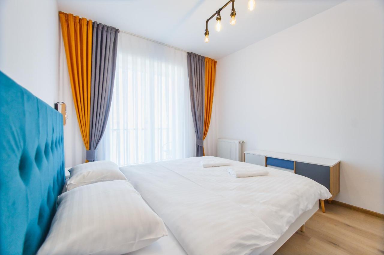 Panorama Views - Spacious Central Apartment Oradea Exterior foto